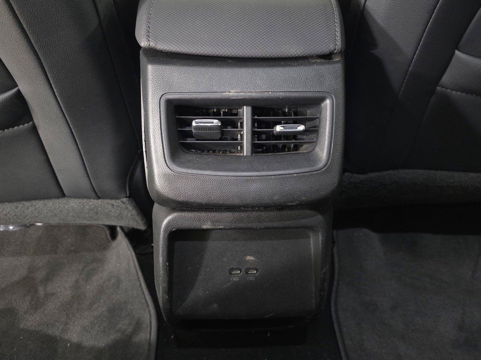 Used 2024 Chevrolet Equinox EV RS FWD image 12
