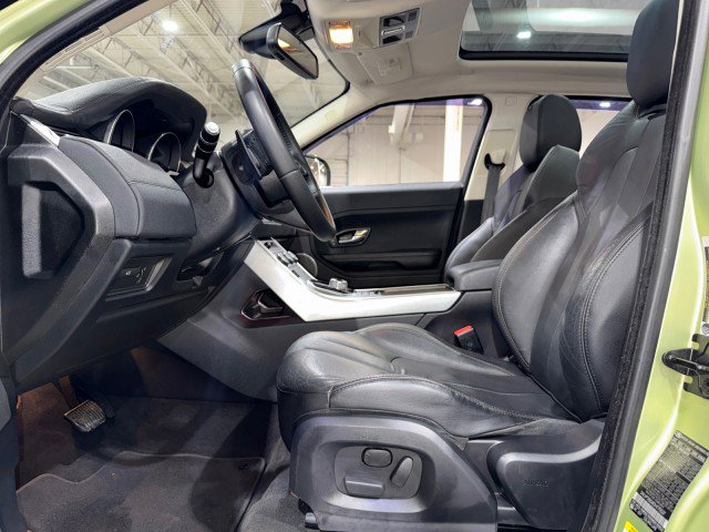 Used 2013 Land Rover Range Rover Evoque Pure Plus image 12