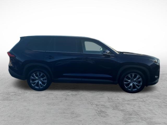 Certified 2024 Toyota Grand Highlander AWD image 4
