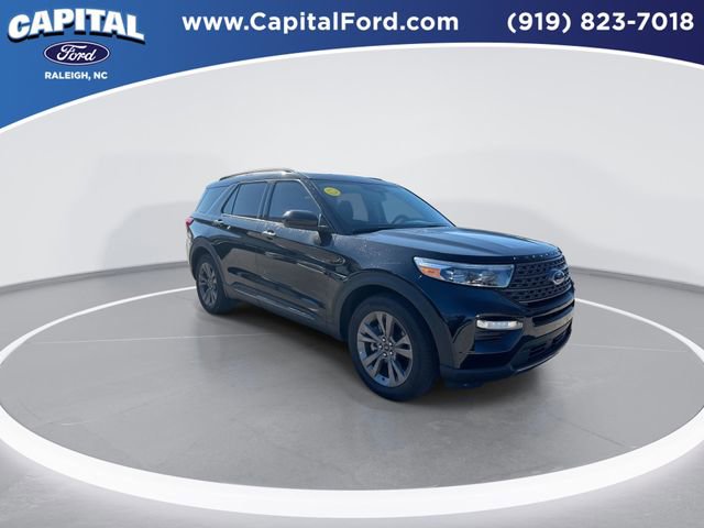 New 2024 Ford Explorer XLT w/ Equipment Group 202A image 2