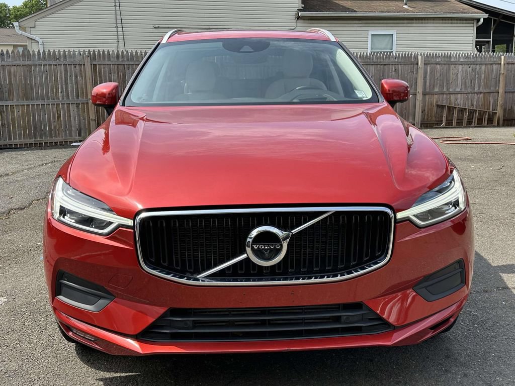 Used 2021 Volvo XC60 T5 Momentum AWD/4WD image 8