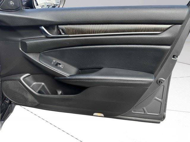Used 2022 Honda Accord EX-L image 52