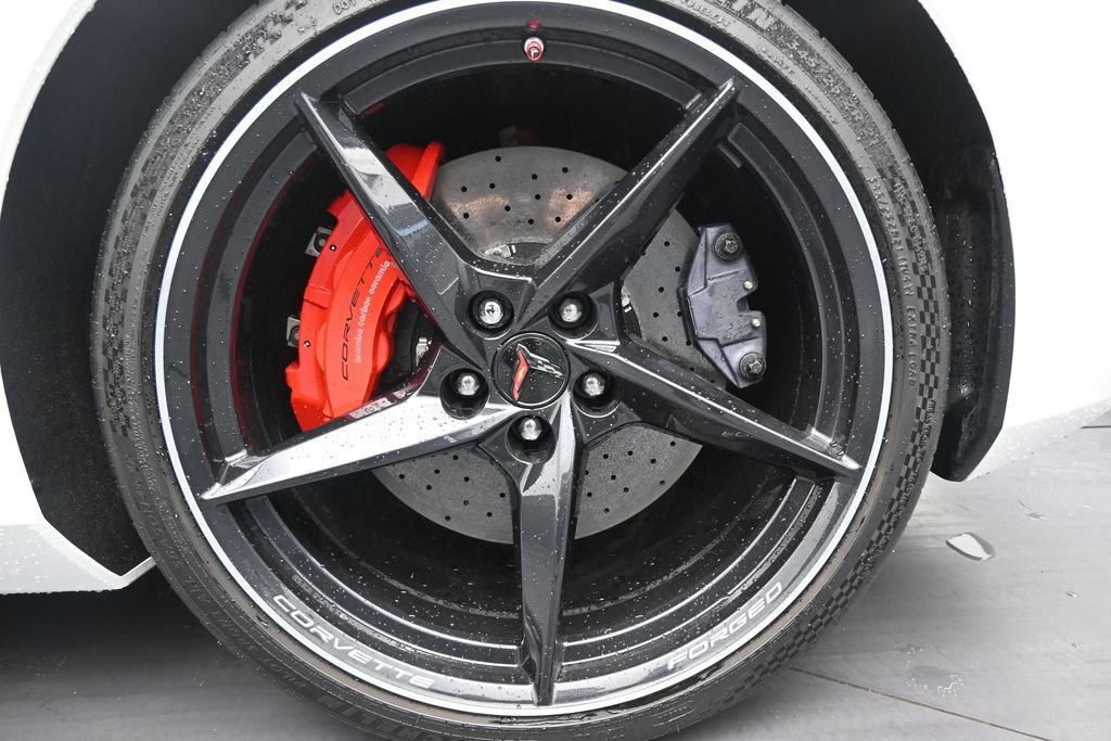 Used 2025 Chevrolet Corvette E-Ray AWD/4WD image 10