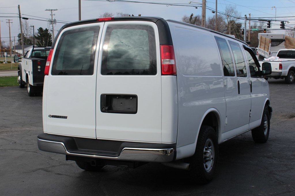 Used 2019 Chevrolet Express 2500 w/ Driver Convenience Package image 6