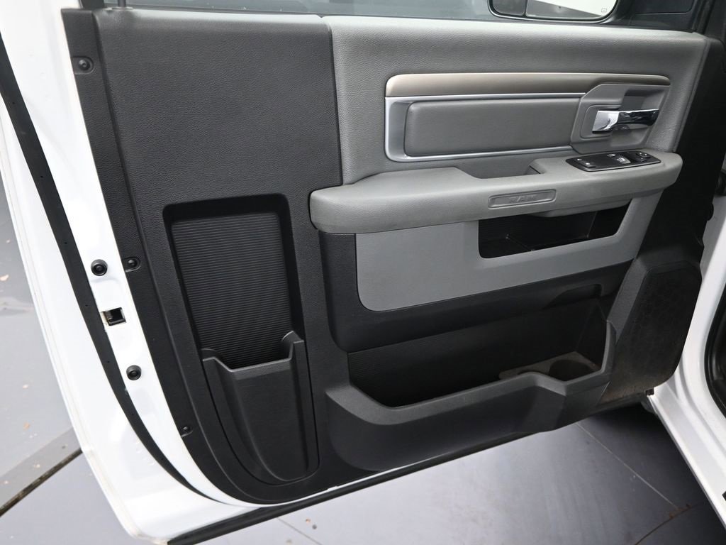 Used 2016 RAM 1500 Tradesman w/ Power & Remote Entry Group image 24