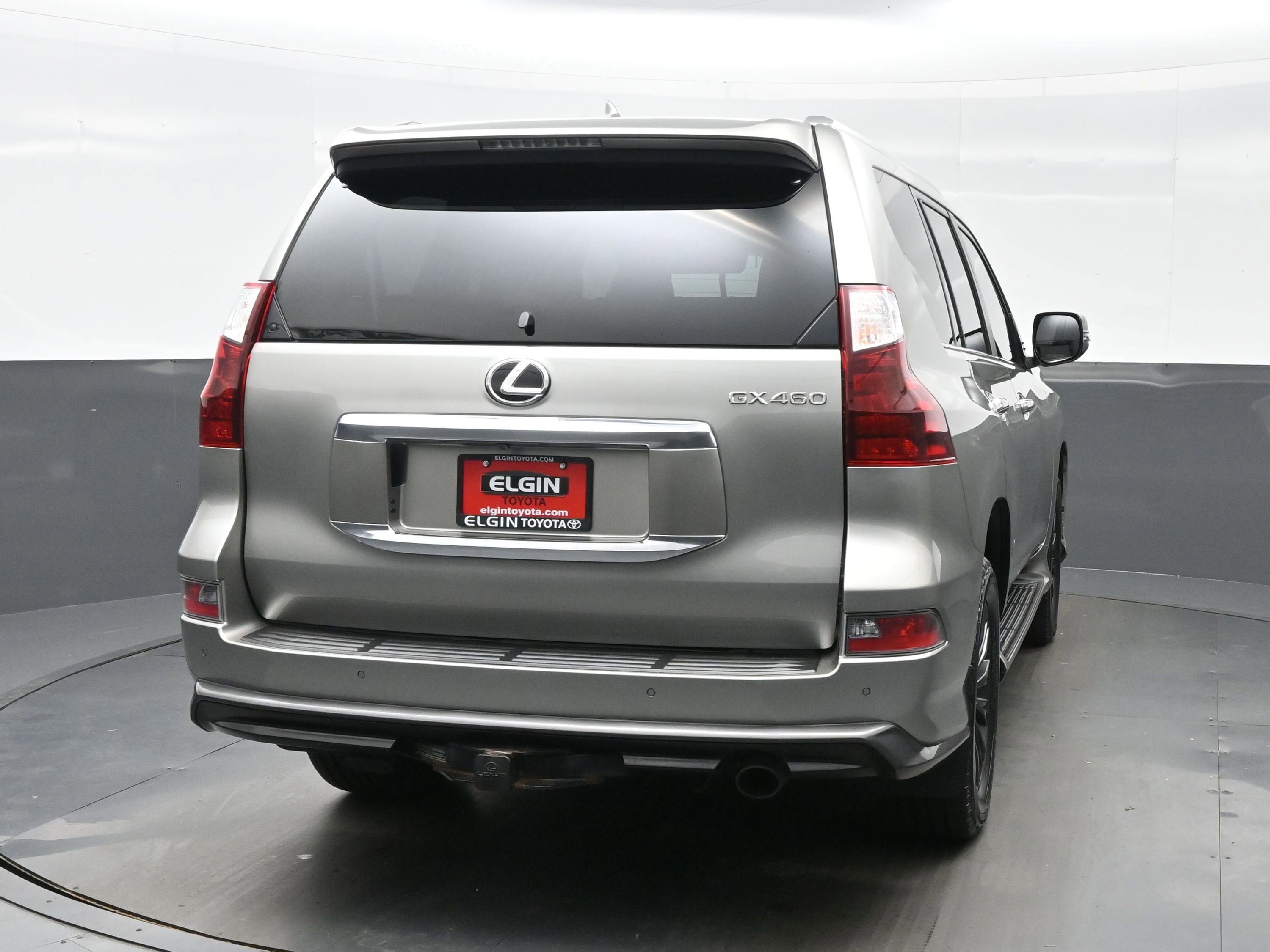 Used 2021 Lexus GX 460 Premium w/ Accessory Package AWD/4WD image 5