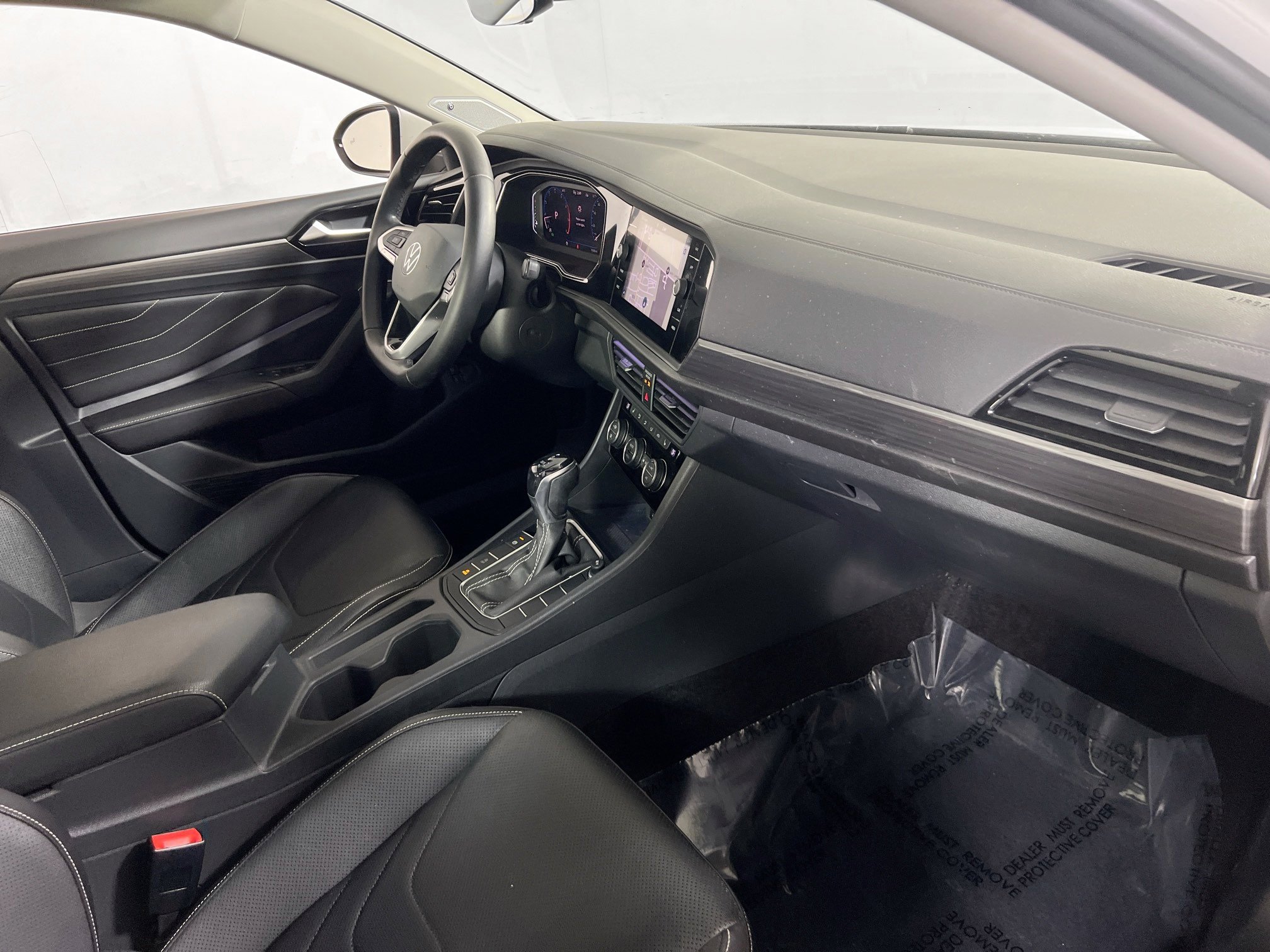 Used 2023 Volkswagen Jetta SEL image 29