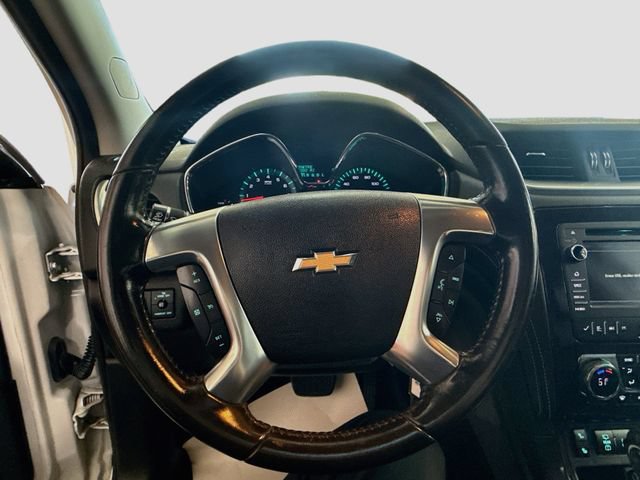 Used 2017 Chevrolet Traverse LT FWD image 12