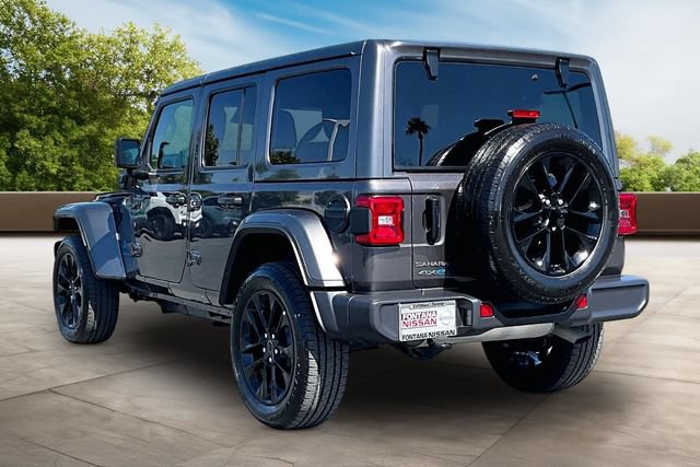 Used 2025 Jeep Wrangler Unlimited Sahara AWD/4WD image 4
