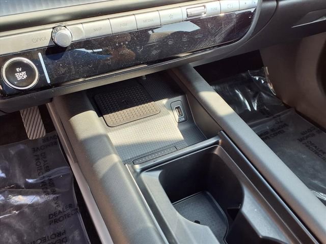 Certified 2025 Hyundai Ioniq 6 SEL image 19