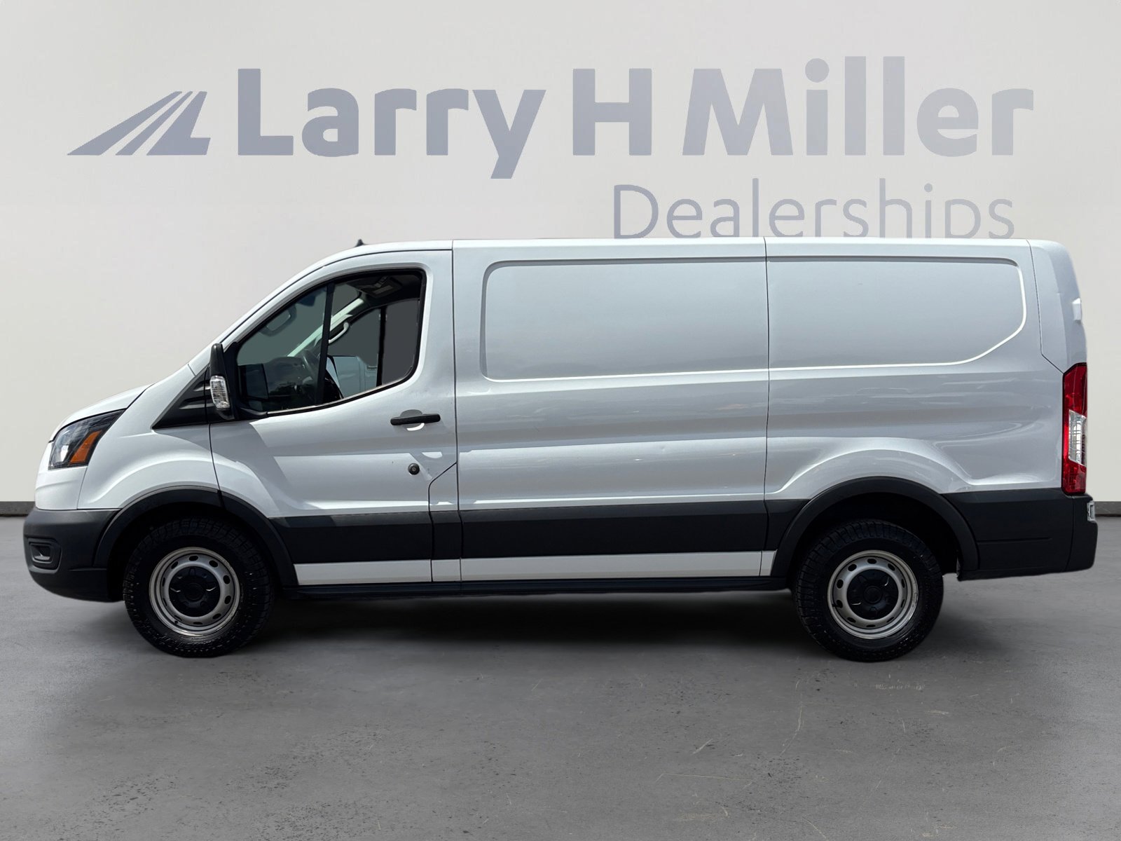 Used 2022 Ford Transit 150 Low Roof w/ Load Area Protection Package image 2