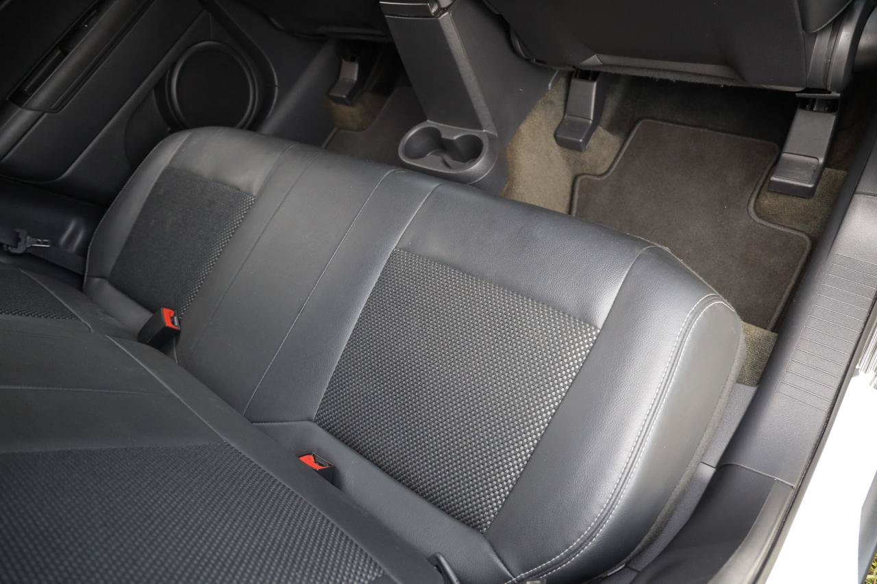 Used 2016 Jeep Compass Sport w/ Power Value Group FWD image 12