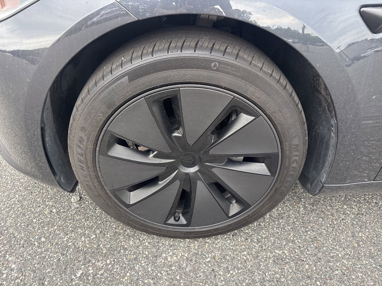 Used 2025 Tesla Model 3 Long Range RWD image 9