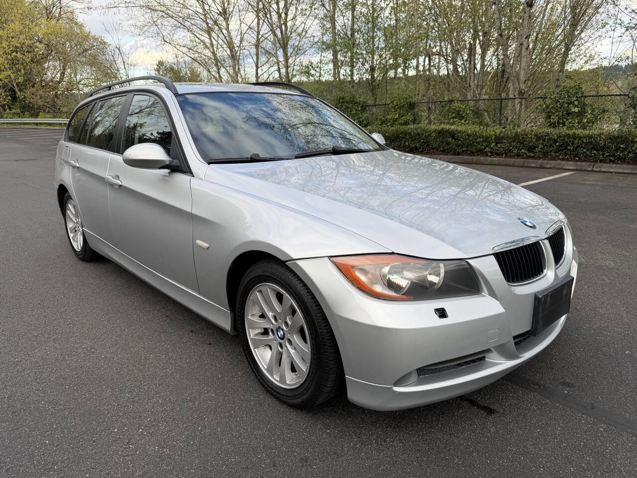 Used 2007 BMW 328xi Wagon AWD/4WD image 3