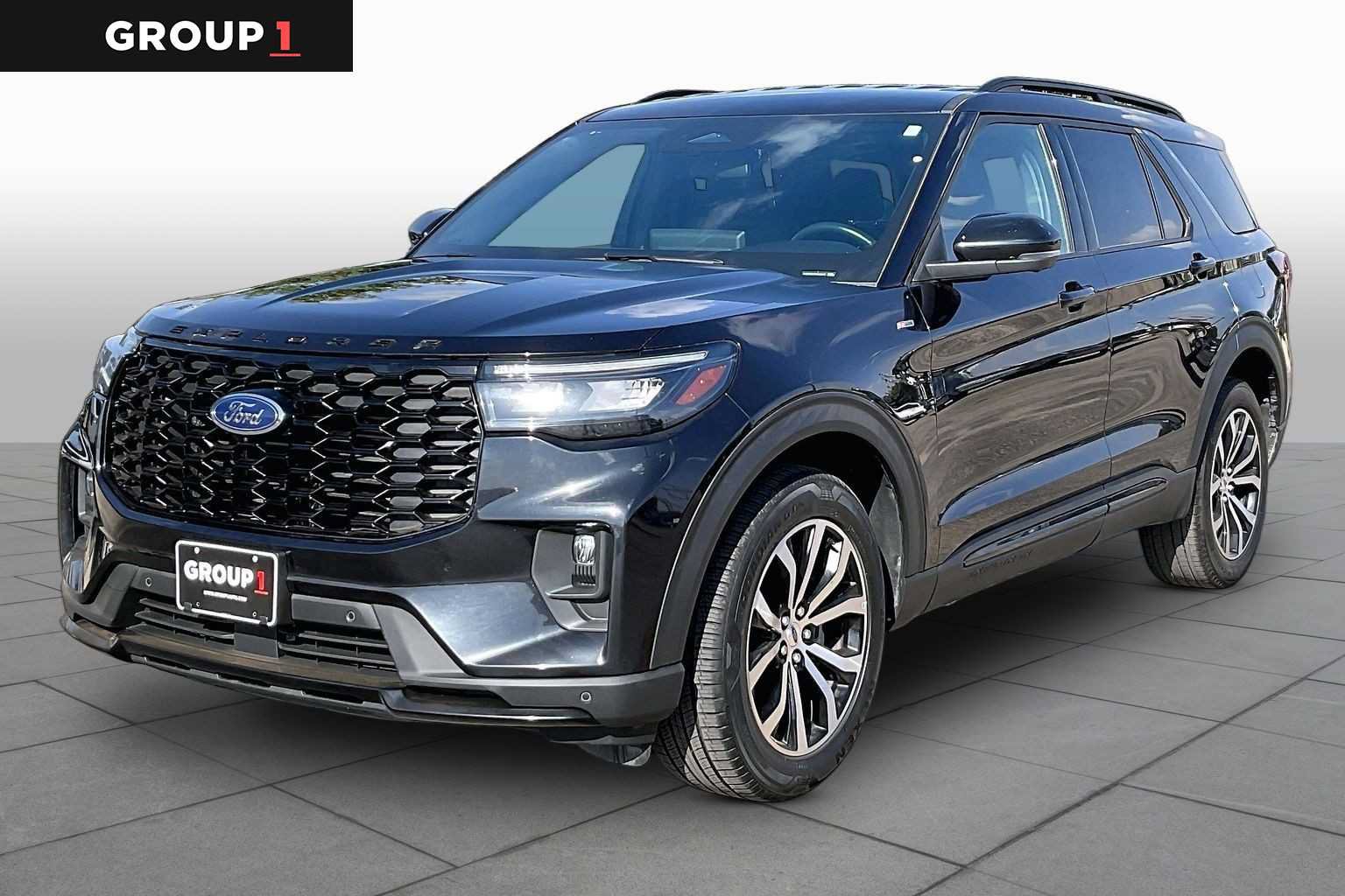 Used 2025 Ford Explorer ST-Line