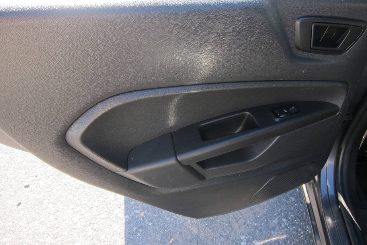Used 2017 Ford Fiesta SE FWD image 14