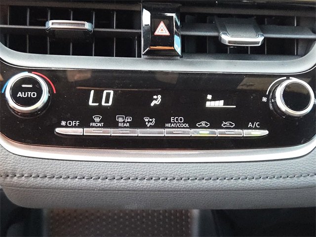 Used 2022 Toyota Corolla SE image 21