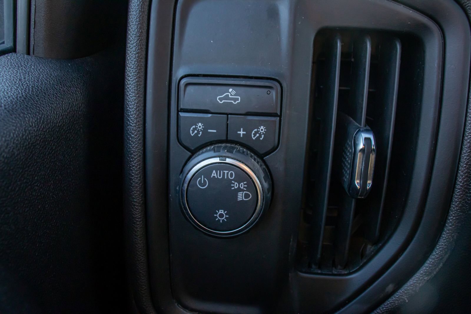 Used 2024 Chevrolet Silverado 1500 W/T w/ WT Fleet Convenience Package image 17