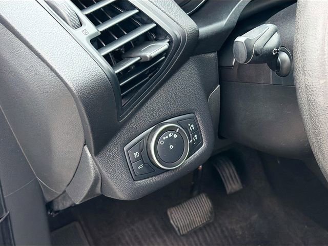 Used 2019 Ford Escape SE image 10