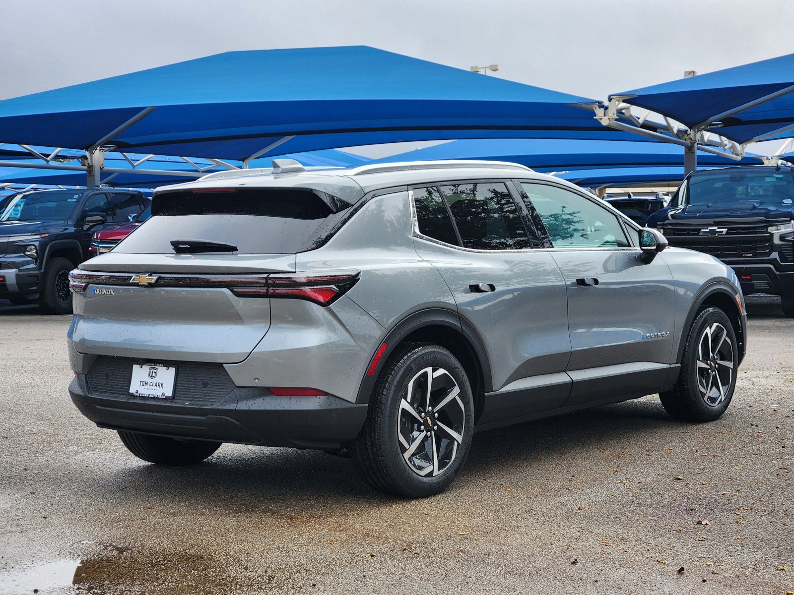 New 2026 Chevrolet Equinox EV LT image 4