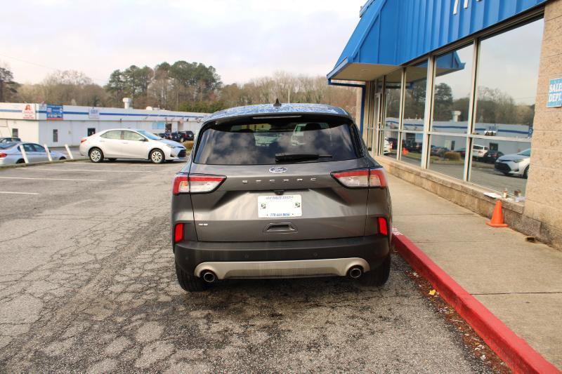 Used 2021 Ford Escape SE w/ Cold Weather Package image 5