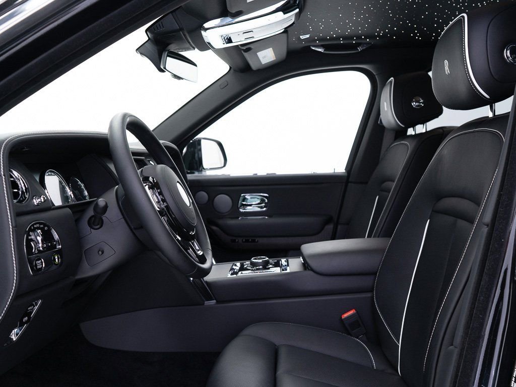 Certified 2024 Rolls-Royce Cullinan image 16