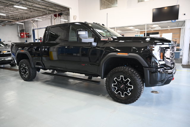 New 2026 GMC Sierra 2500 AT4X w/ LPO, Black Badging Package AWD/4WD image 21