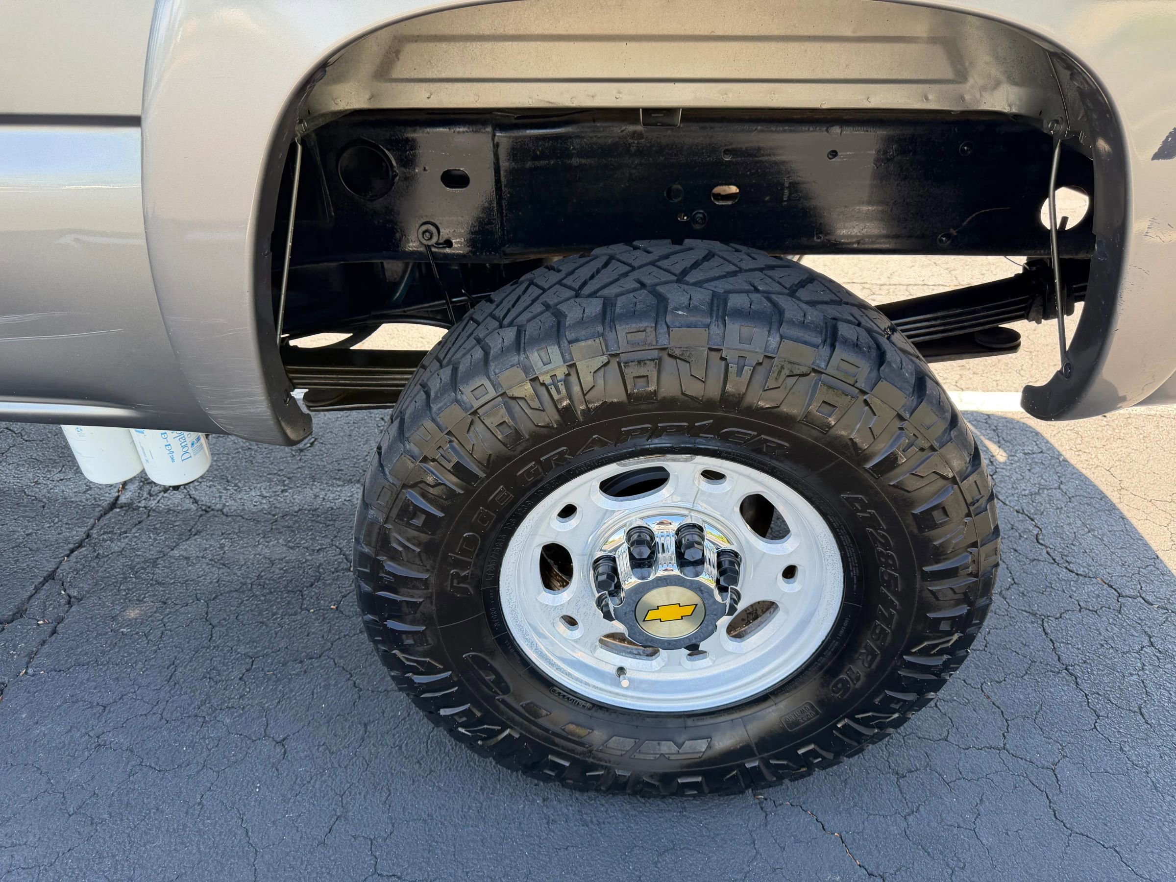 Used 2006 Chevrolet Silverado 2500 LT w/ Heavy-Duty Power Package image 12