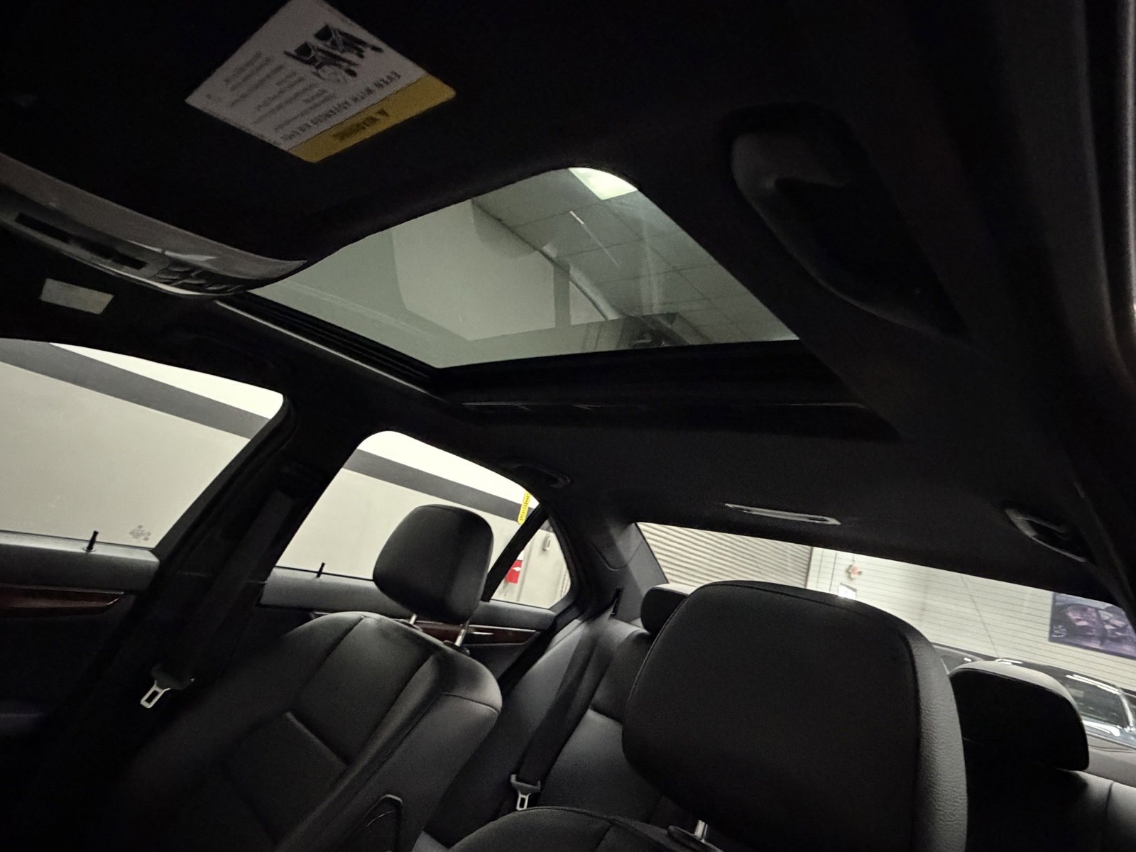 Used 2009 Mercedes-Benz C 300 Sedan image 24