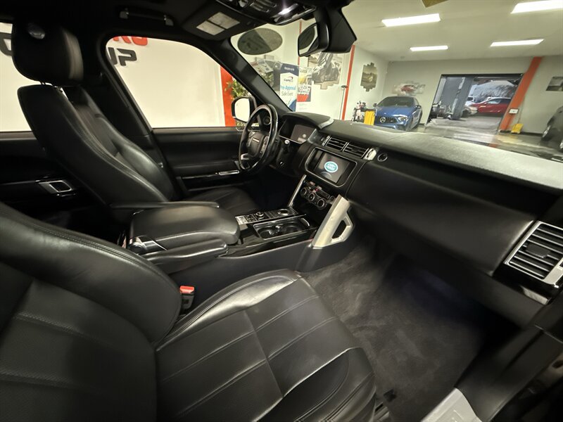 Used 2015 Land Rover Range Rover HSE AWD/4WD image 22