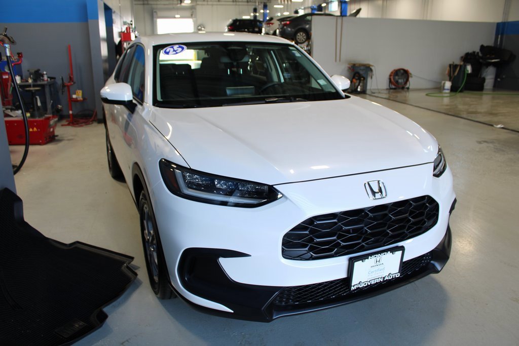 Used 2025 Honda HR-V LX image 4