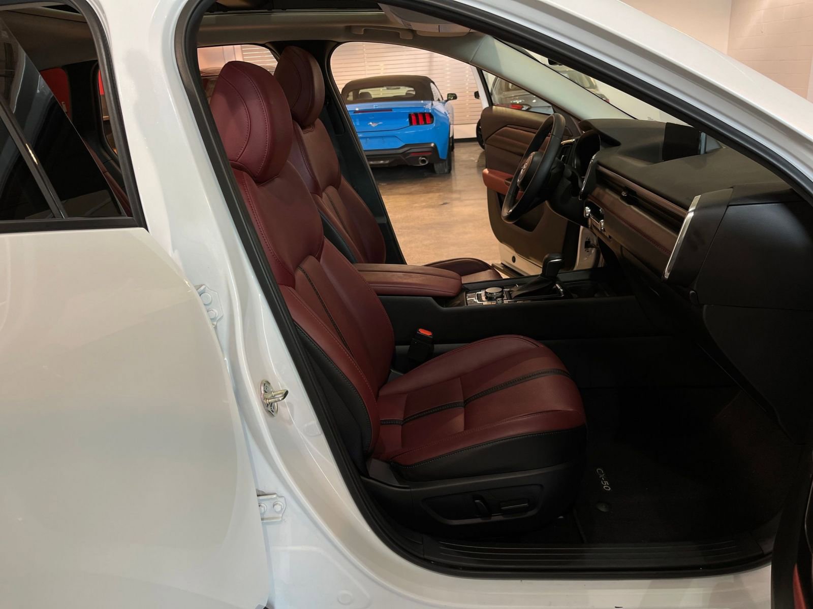 Used 2025 MAZDA CX-50 2.5 Hybrid w/ Premium Plus Pkg image 38