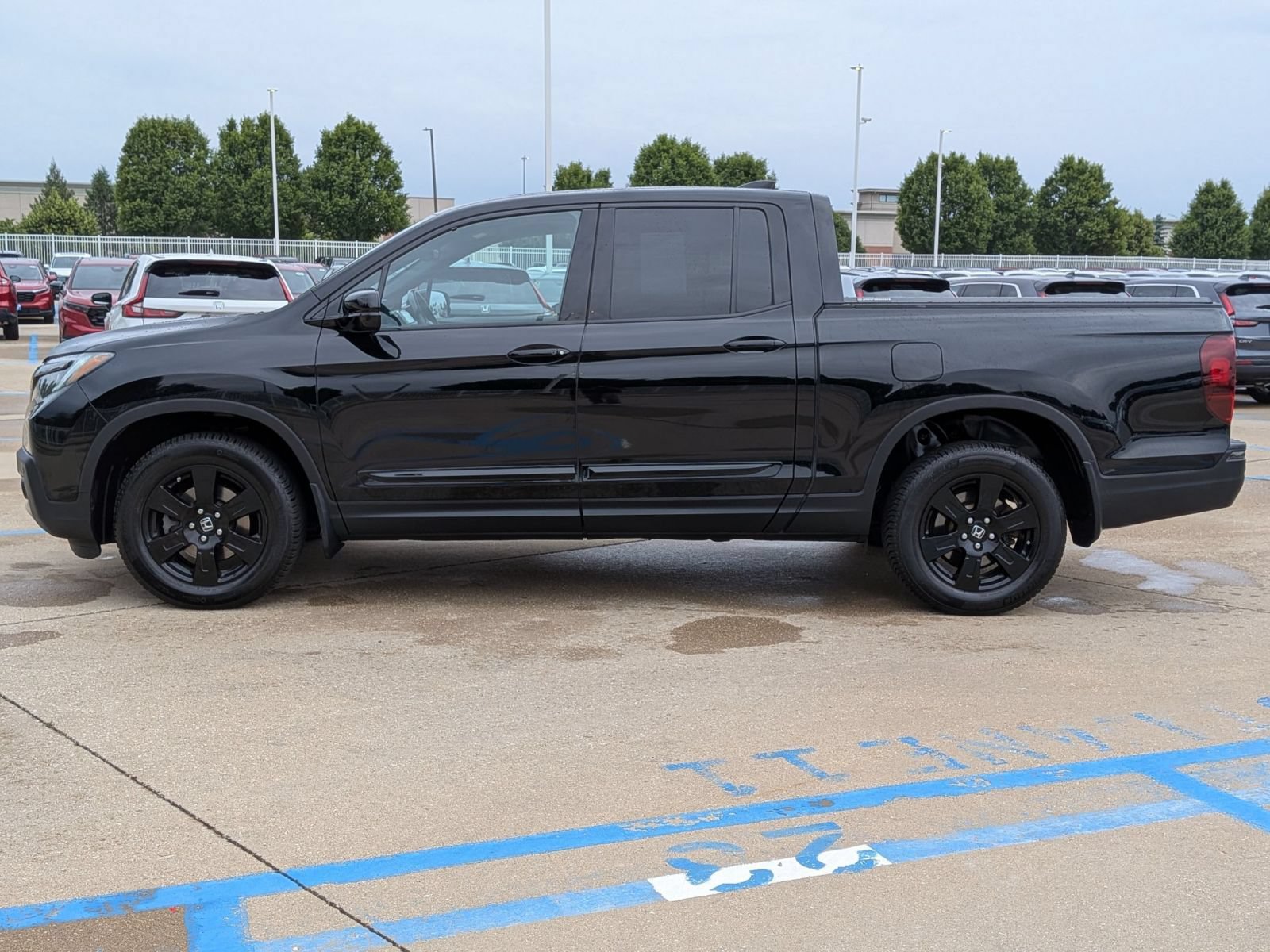 Certified 2019 Honda Ridgeline Black Edition image 9