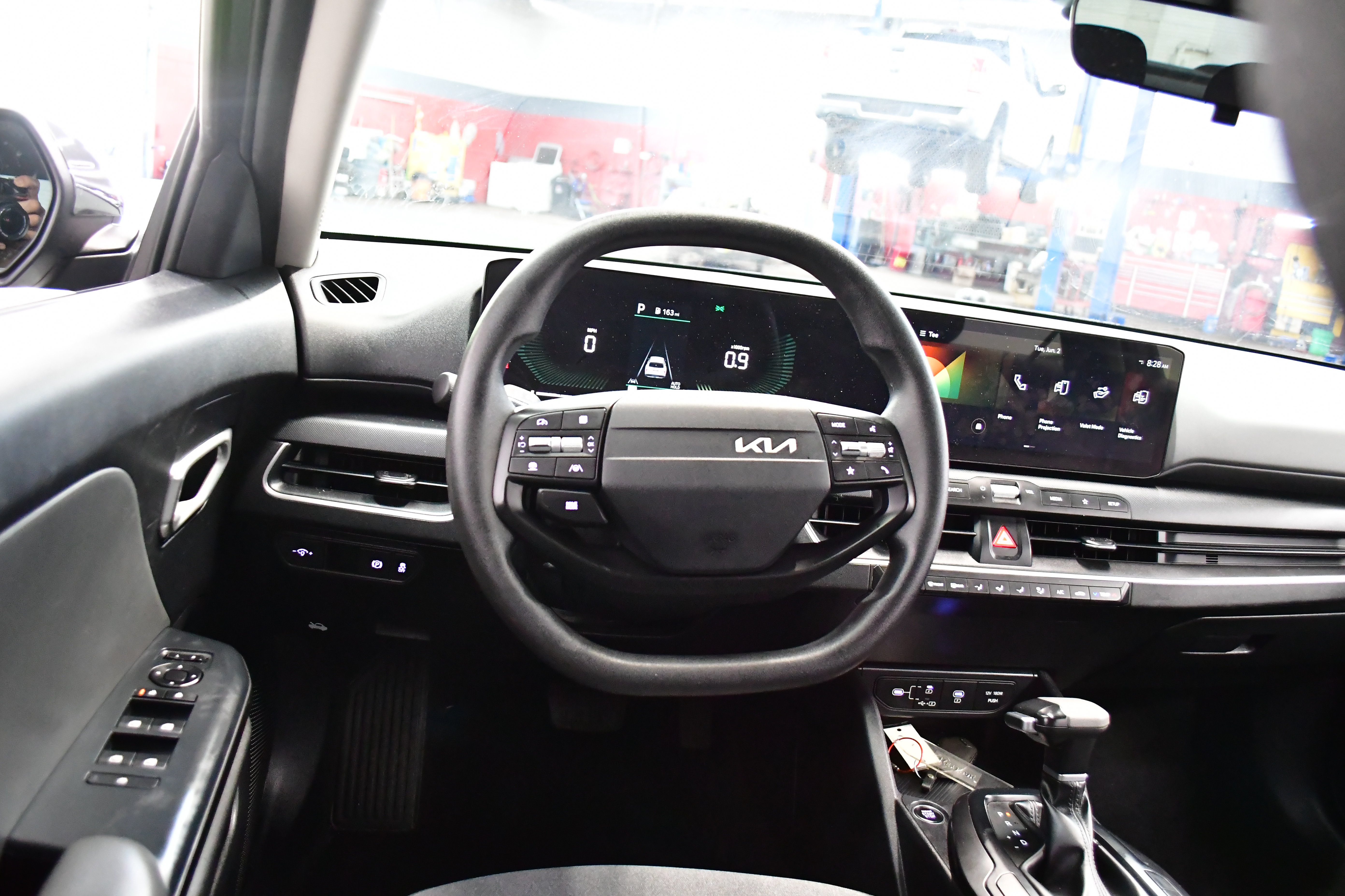 Used 2025 Kia K4 FWD image 8