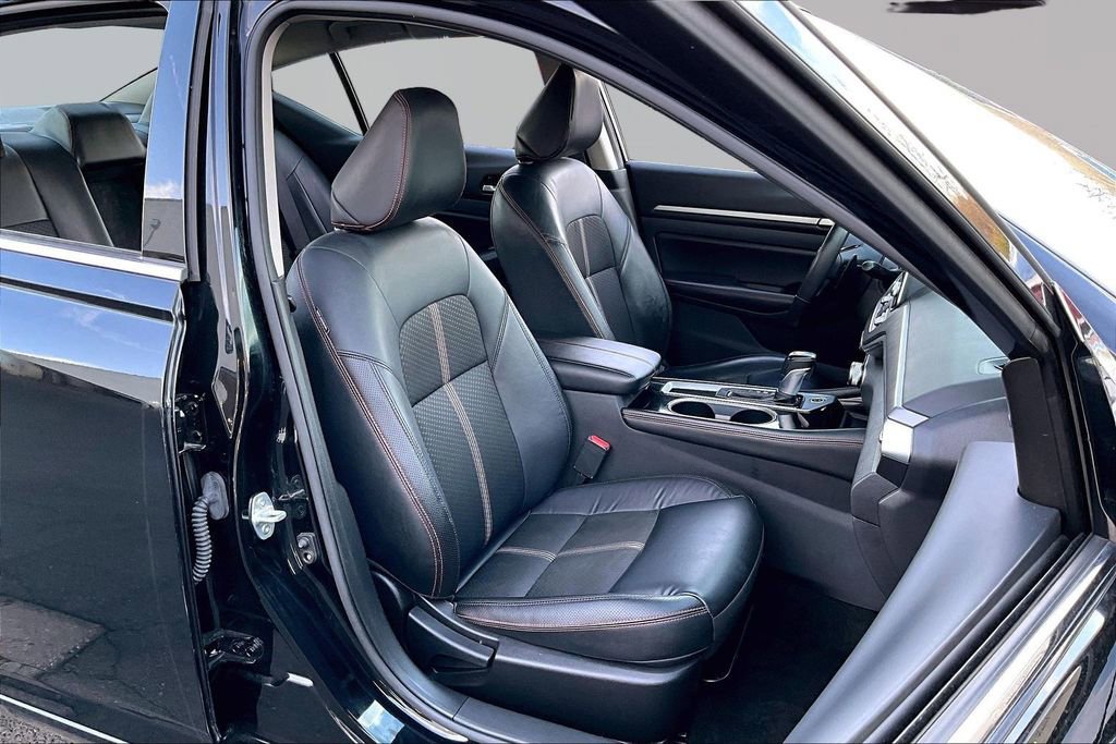 Used 2024 Nissan Altima 2.5 SR image 21