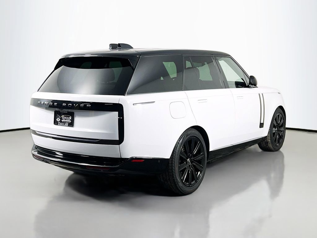 Used 2025 Land Rover Range Rover SE AWD/4WD image 5