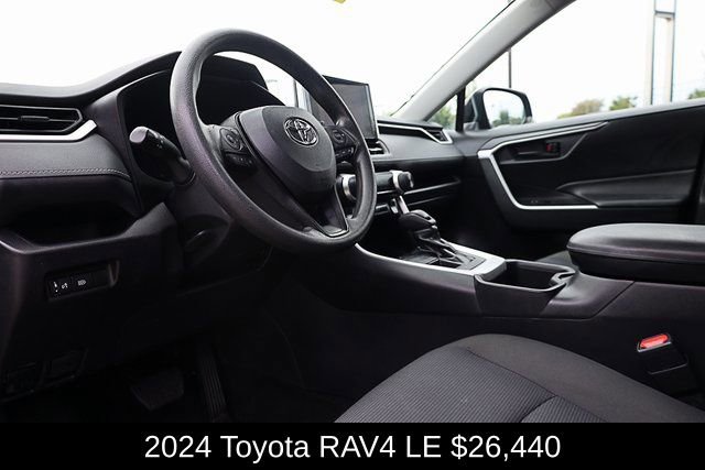 Used 2024 Toyota RAV4 LE image 30