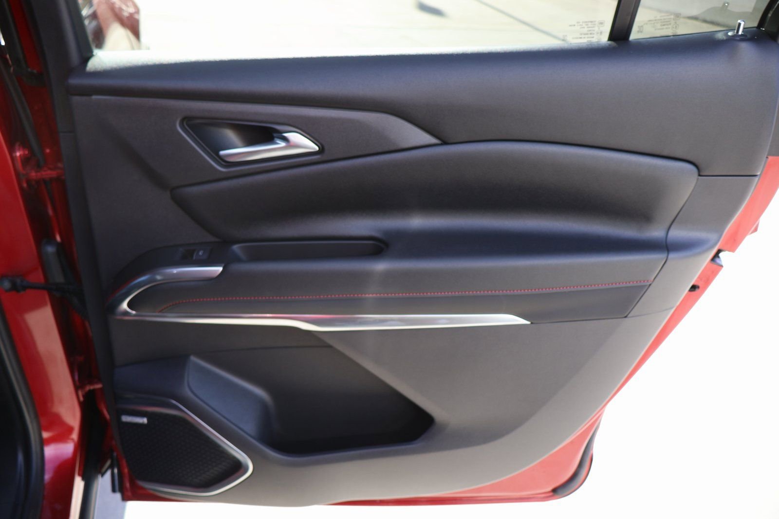 Used 2024 Chevrolet Traverse RS w/ LPO, Floor Liner Package image 13