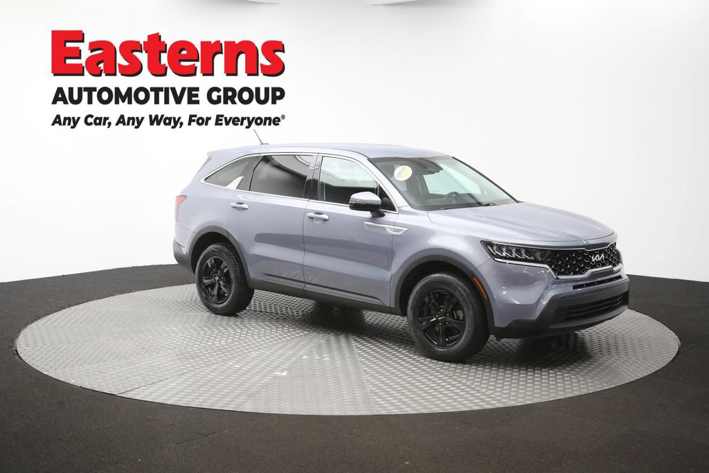 Used 2023 Kia Sorento LX AWD/4WD image 48
