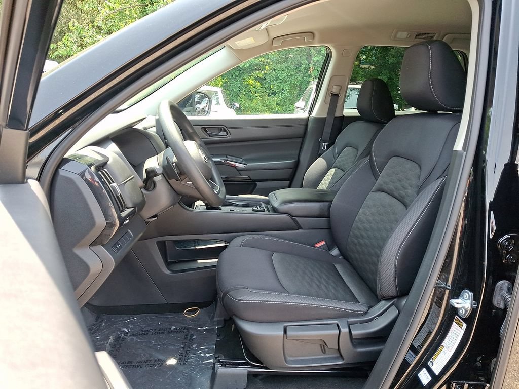 Certified 2024 Nissan Pathfinder S AWD/4WD image 15