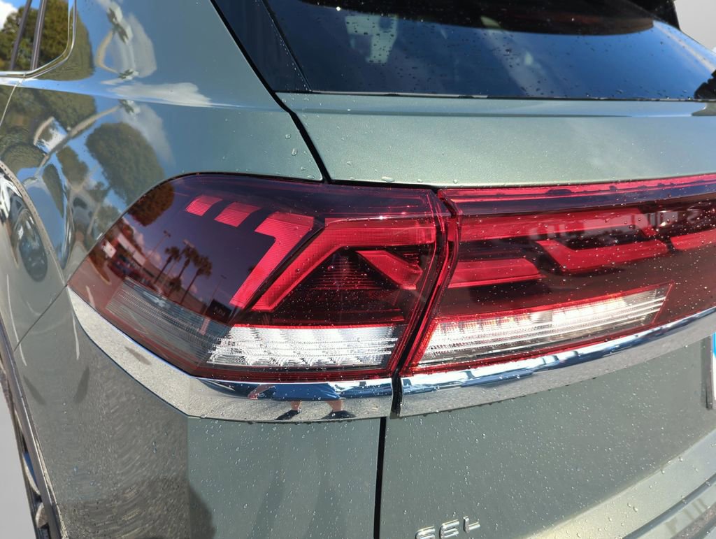New 2026 Volkswagen Atlas Cross Sport SEL Premium R-Line image 47