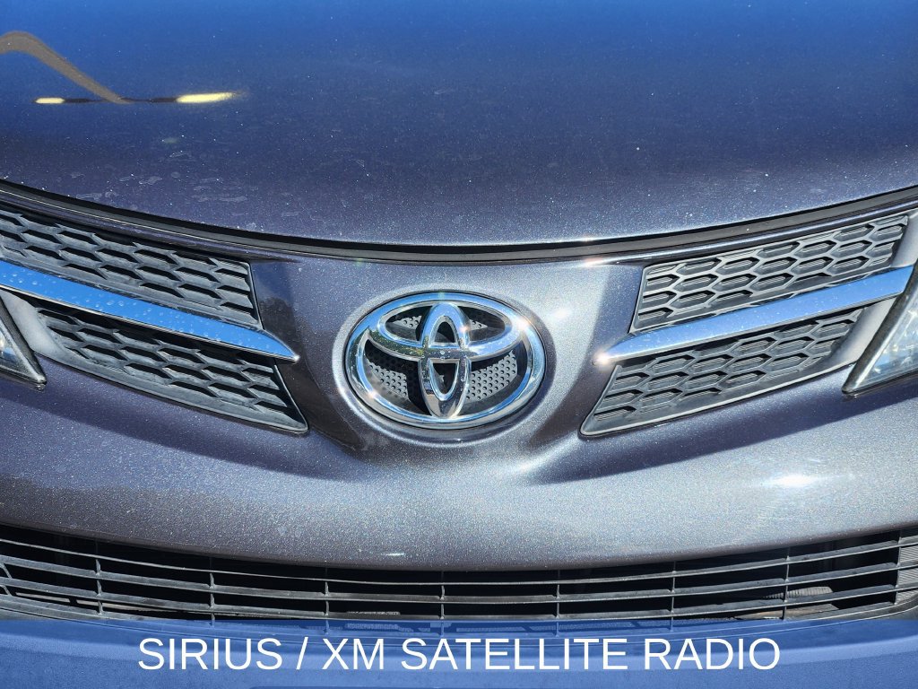 Used 2015 Toyota RAV4 XLE FWD image 12