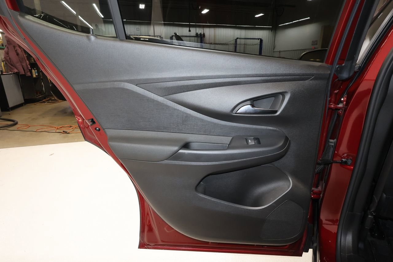 Certified 2024 Buick Envista Preferred w/ Convenience I Package image 20