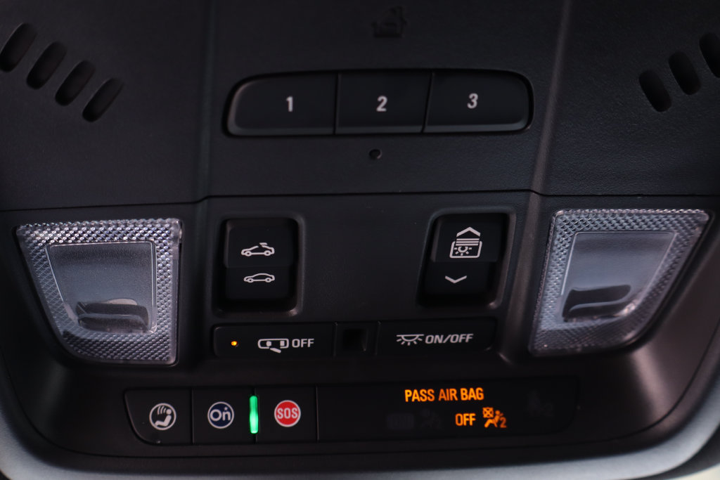 Used 2024 Chevrolet Blazer RS w/ Driver Confidence II Package FWD image 32