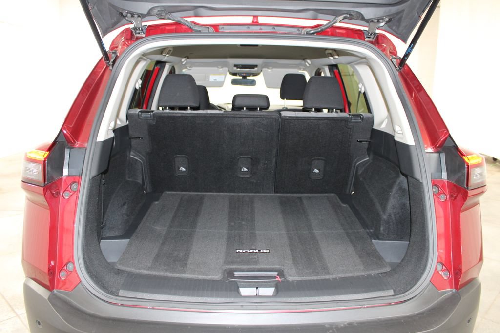 Used 2023 Nissan Rogue SV AWD/4WD image 26