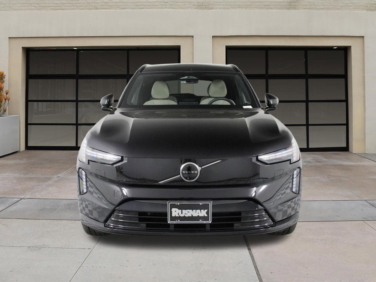 New 2026 Volvo EX90 Plus AWD/4WD image 2