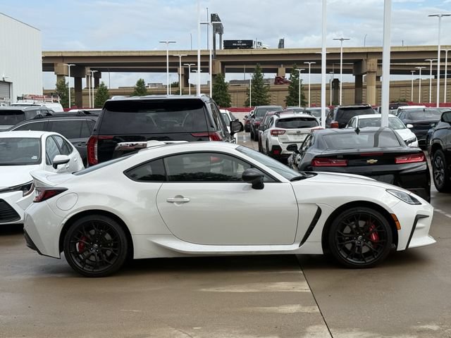 Used 2026 Toyota GR86 Premium w/ Performance Package RWD image 3