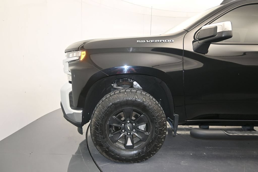Used 2020 Chevrolet Silverado 1500 LT w/ Trailering Package AWD/4WD image 9