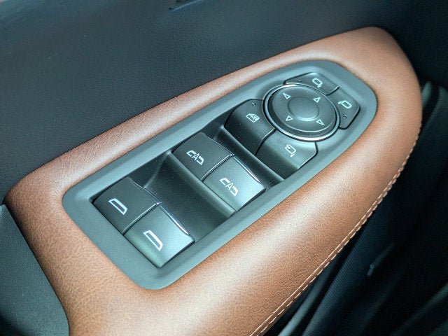 New 2026 Cadillac XT5 Premium Luxury w/ LPO, Floor Liner Package FWD image 24