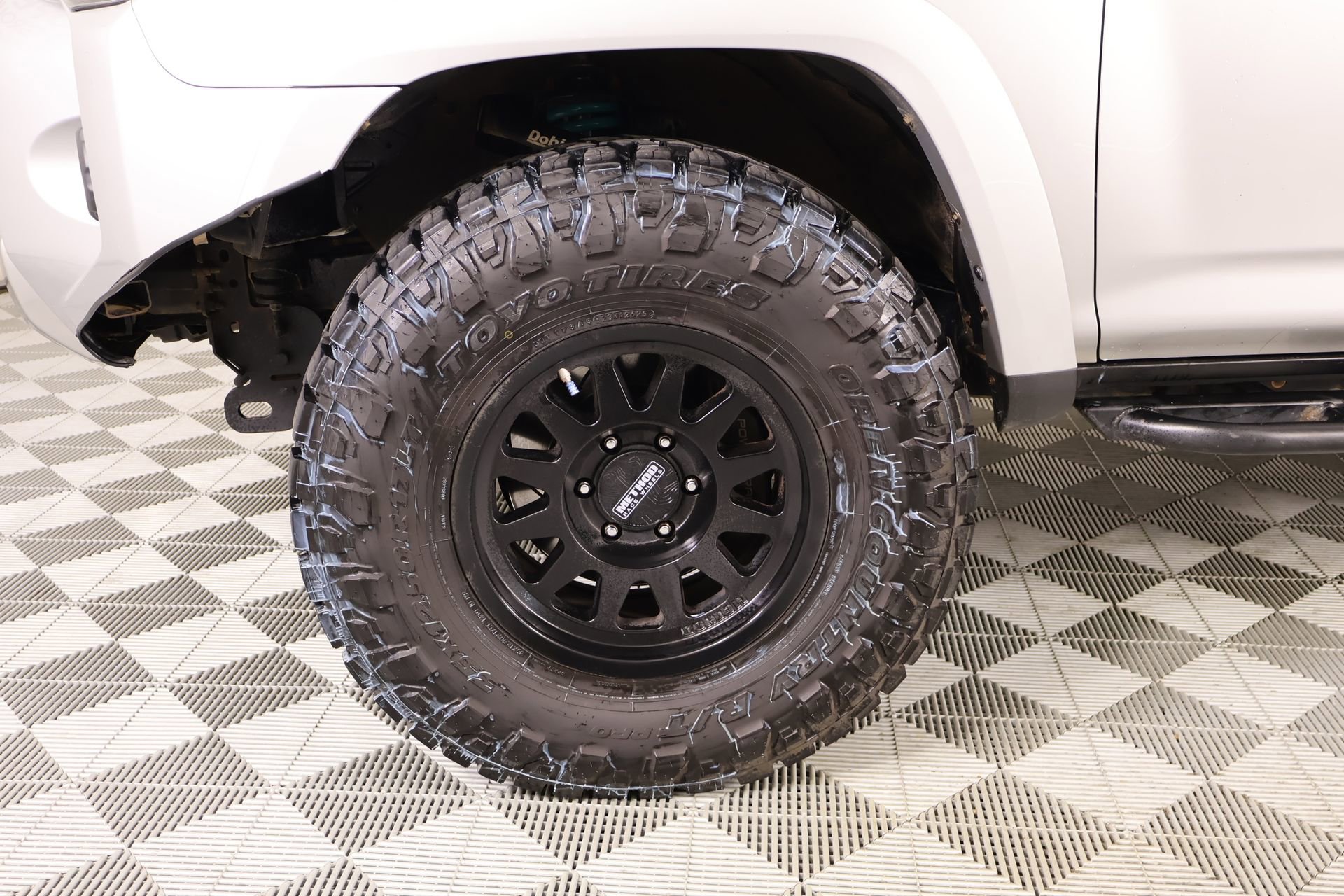 Used 2018 Toyota 4Runner TRD Off-Road Premium image 18